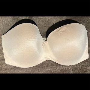Victoria Secret Strapless Bra Nude Lined 36DD